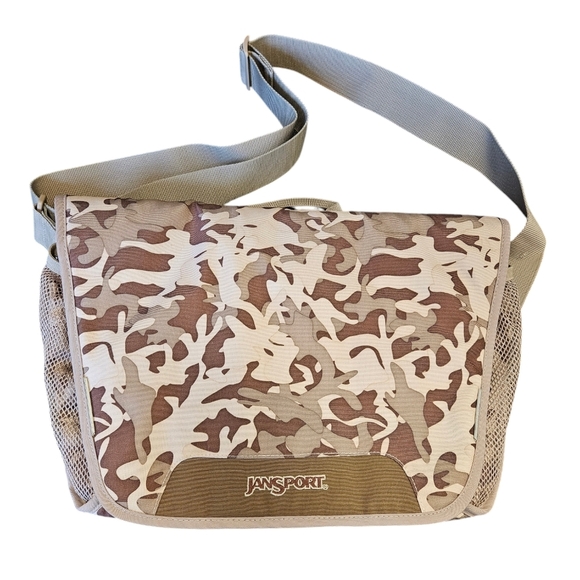 Jansport Camo Laptop Backpack Wide Strap Bag - Picture 1 of 8